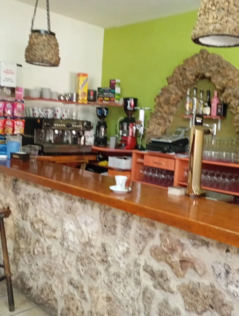 Bar La Peña restaurant in Rabé de las Calzadas