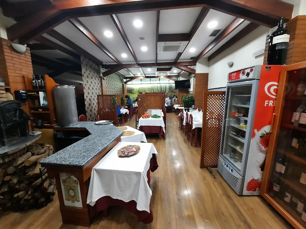 Asador Casa Peña | Horno de leña ristorante a Rabé de las Calzadas