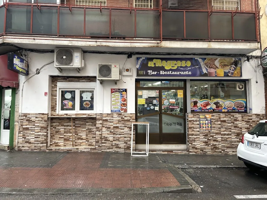 Bar restaurante el regreso a HONDURAS_Reinoso_slider_image_1