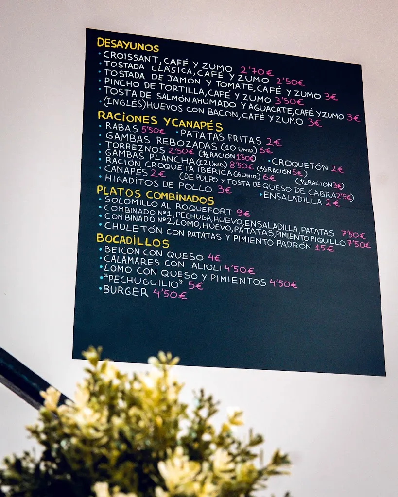 Menu_Cafetería Bar Tess_Quintanillas Las_image_1