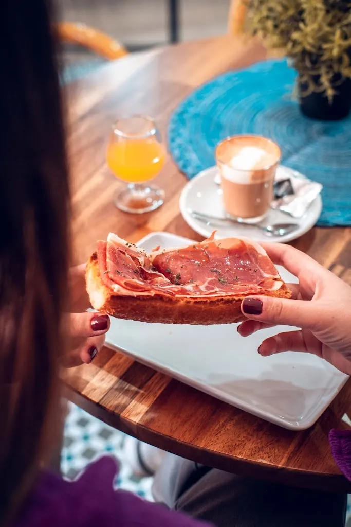 Menu_Cafetería Bar Tess_Quintanillas Las_image_7