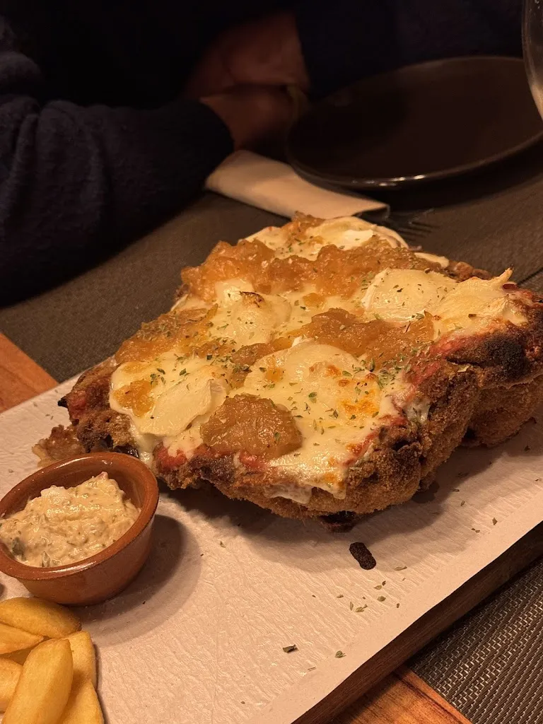 Renu Debouvry_El Bodegón Argentino_Sobrado_review