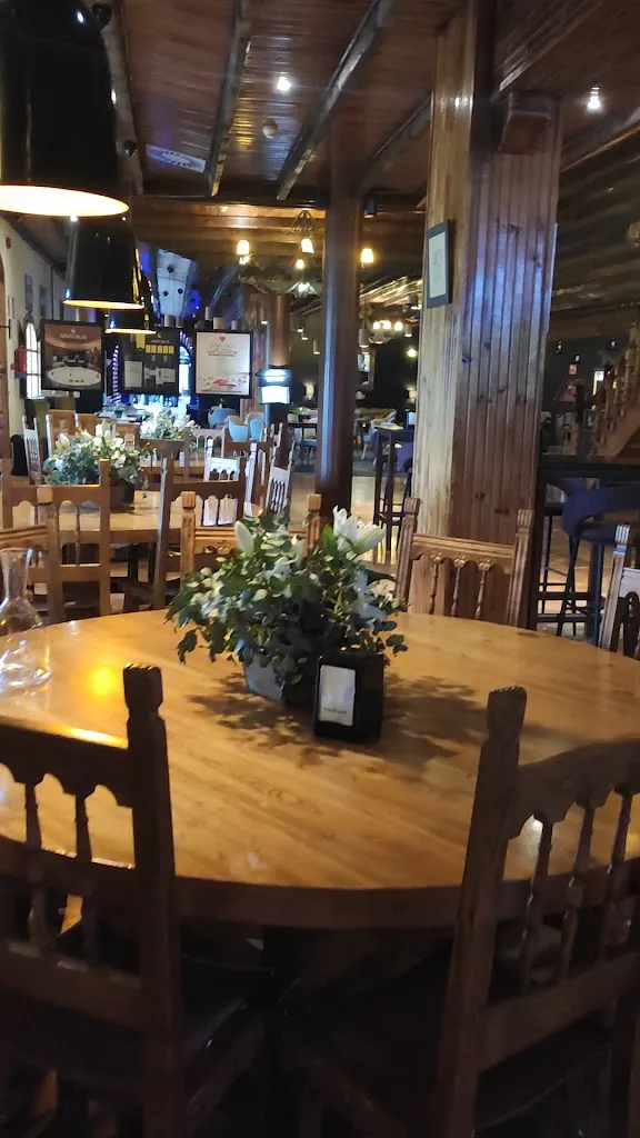 Restaurante de Bodegas Arzuaga_Quintanillas Las_slider_image_2