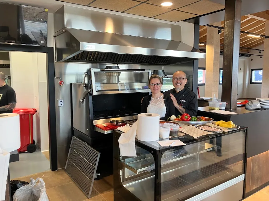 Bar Cafetería Restaurante- Área de servicio restaurant in Quintanillas Las