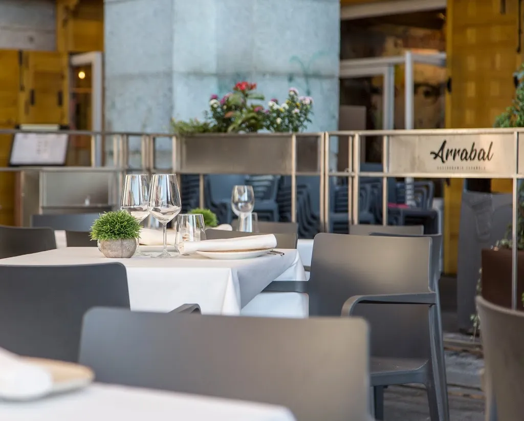 Arrabal Madrid restaurant in Sobrado