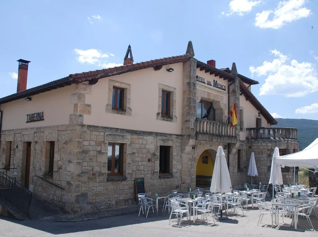 Hotel del Médico restaurant in Regumiel de la Sierra