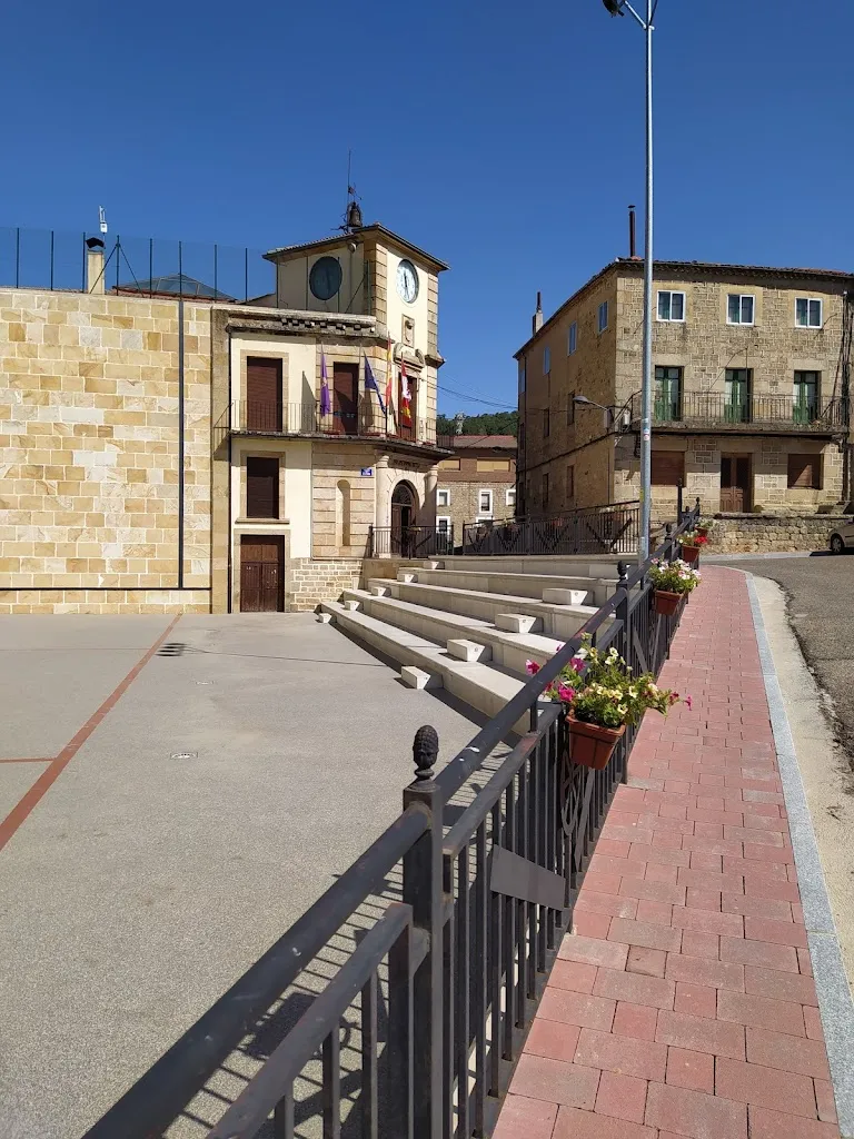 Ayuntamiento De Regumiel De La Sierra restaurant in Regumiel de la Sierra