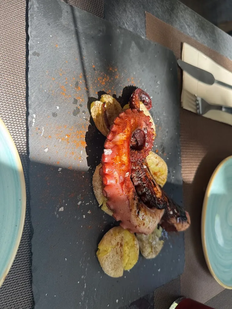 Menu_Maura Wines & Food - Restaurante en el Retiro_Vedra_image_8