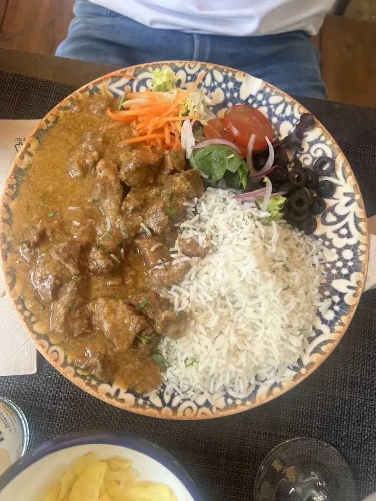 Lily Gonzalez_Maura Wines & Food - Restaurante en el Retiro_Vedra_review