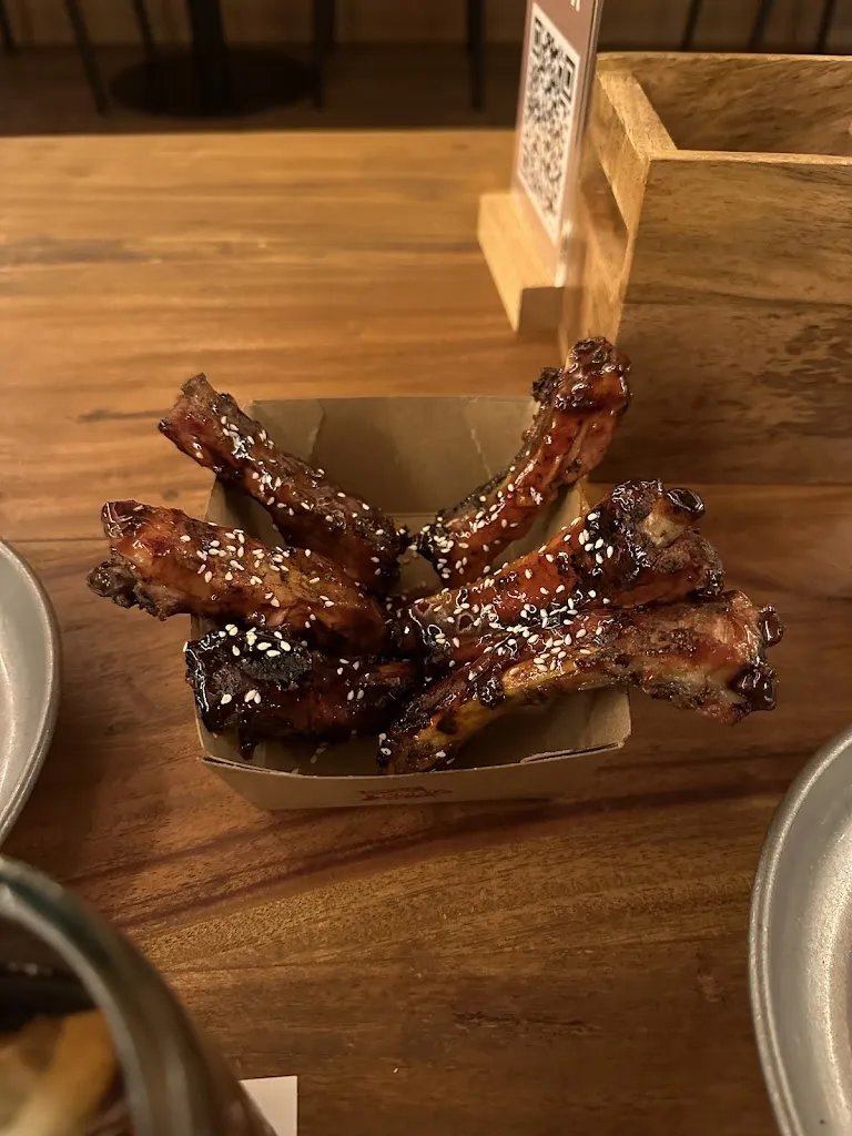 Menu_HUNDRED_Roa_image_9