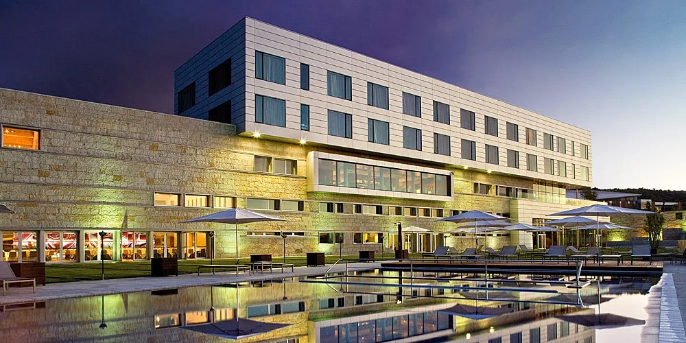 Valbusenda Hotel Bodega & Spa restaurant in Retuerta