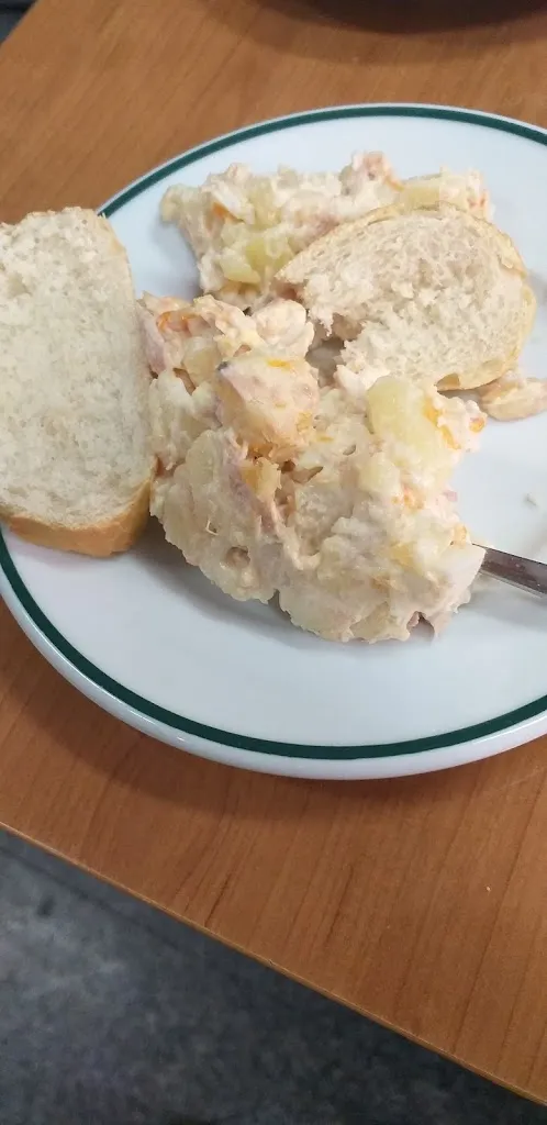 Moises Sánchez_Rojas_Rojas_review