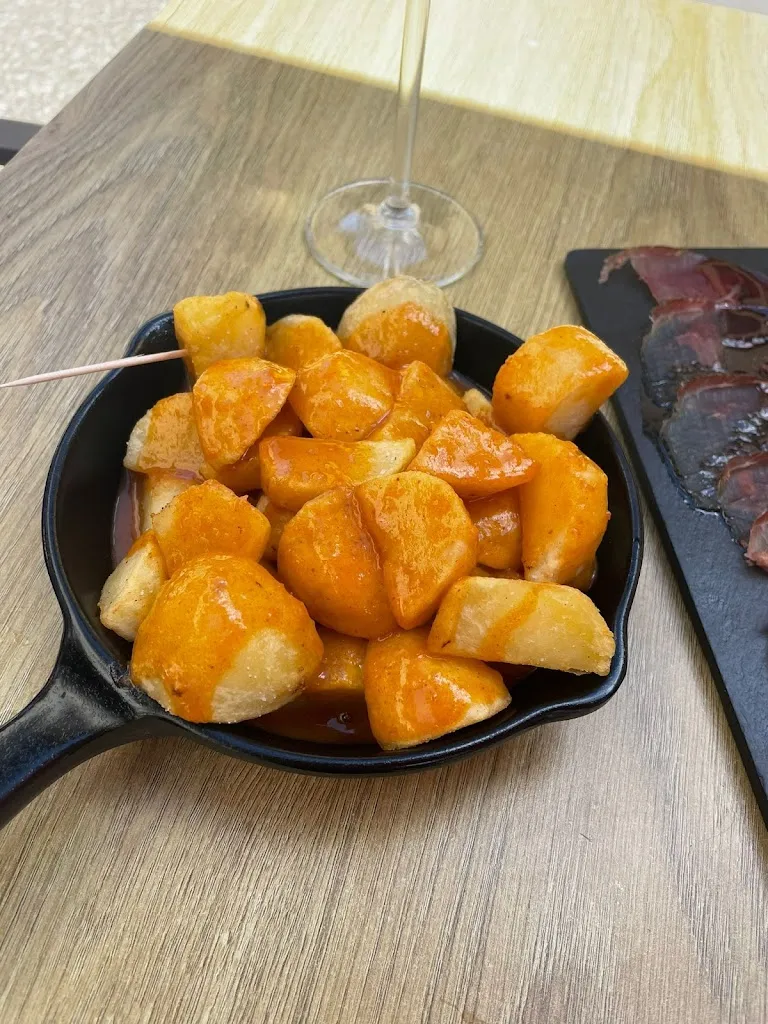 Tiki_Santa Gadea del Cid_slider_image_2