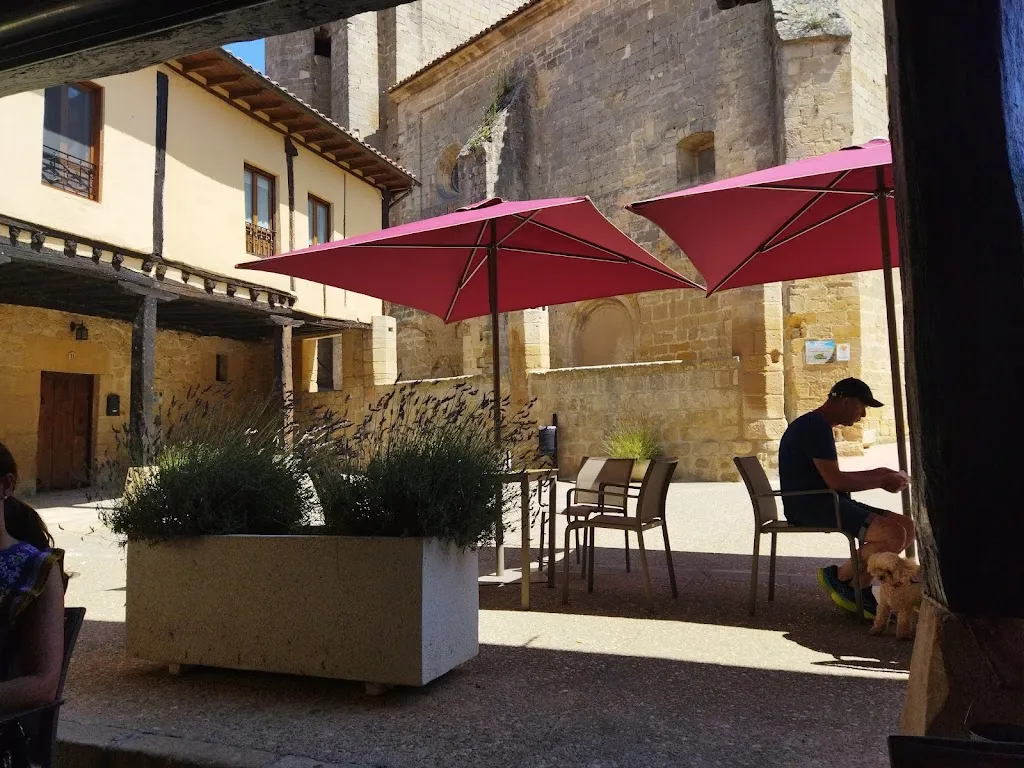 Tiki_Santa Gadea del Cid_slider_image_3