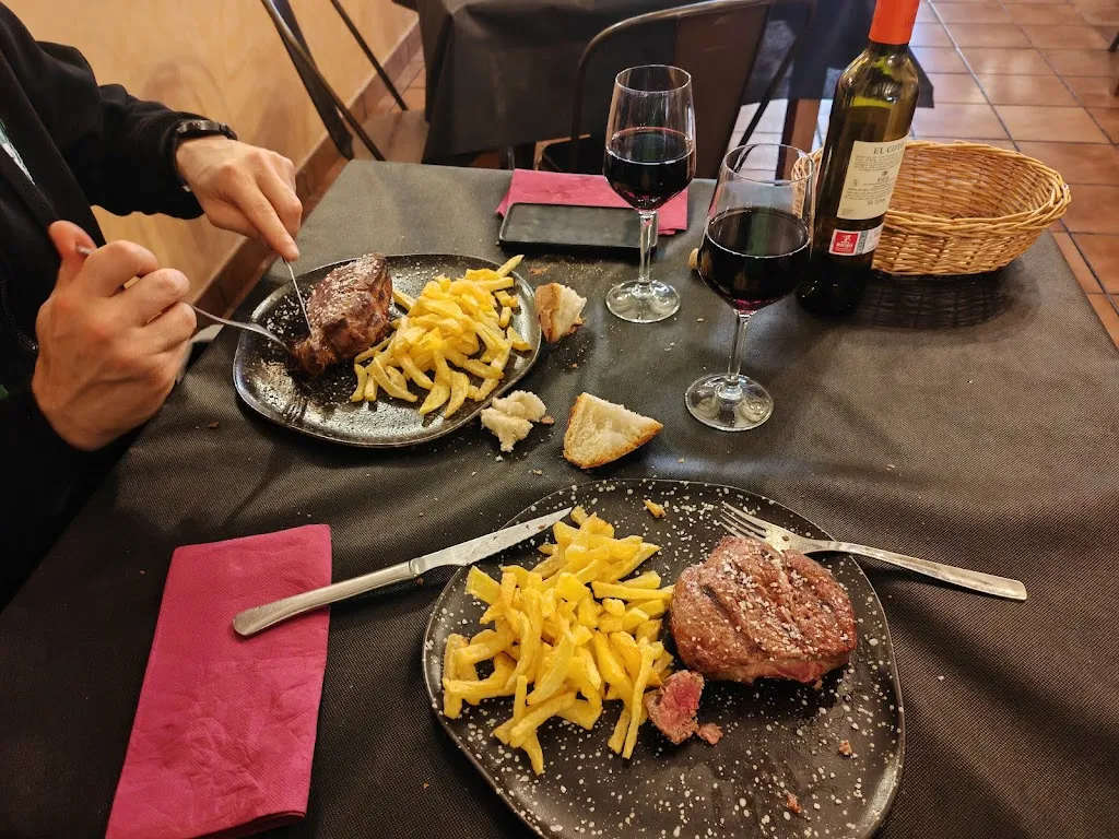 Menu_Bar-Restaurante El Viejo Oeste_Salas de los Infantes_image_7