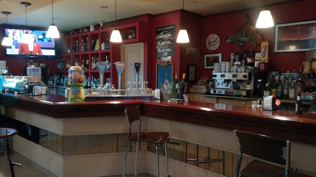 Pub Tilos restaurant in Salas de los Infantes