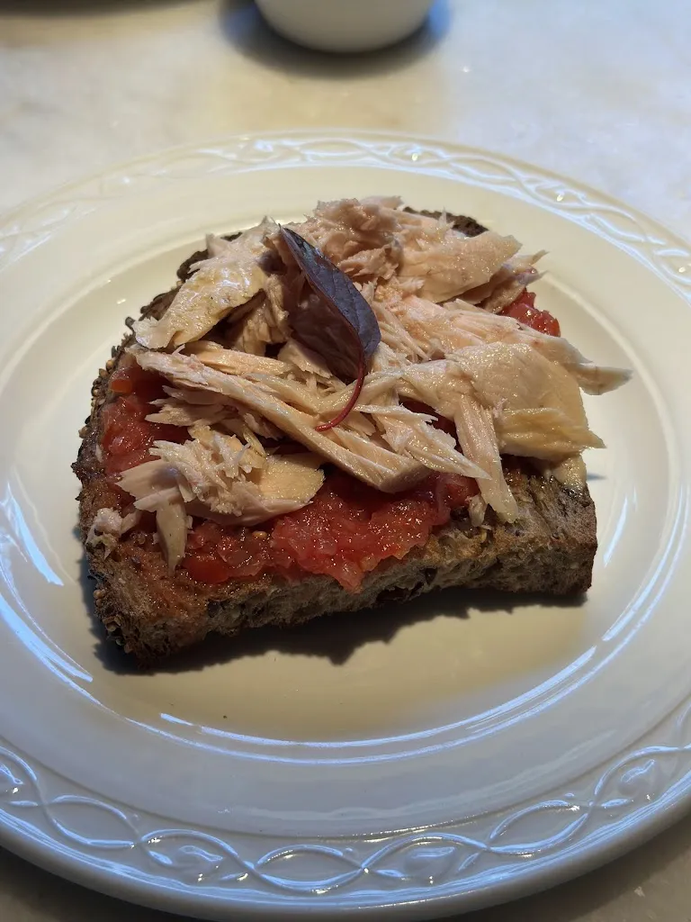 L Gao_La Primera_Rucandio_review