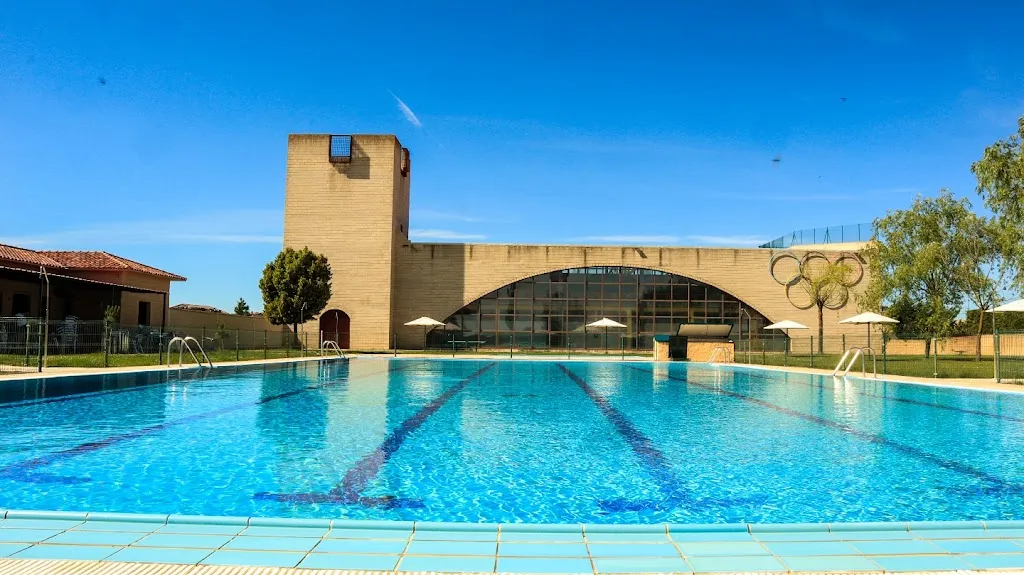 Piscinas de Santa María del Campo_Santa María del Campo_slider_image_2