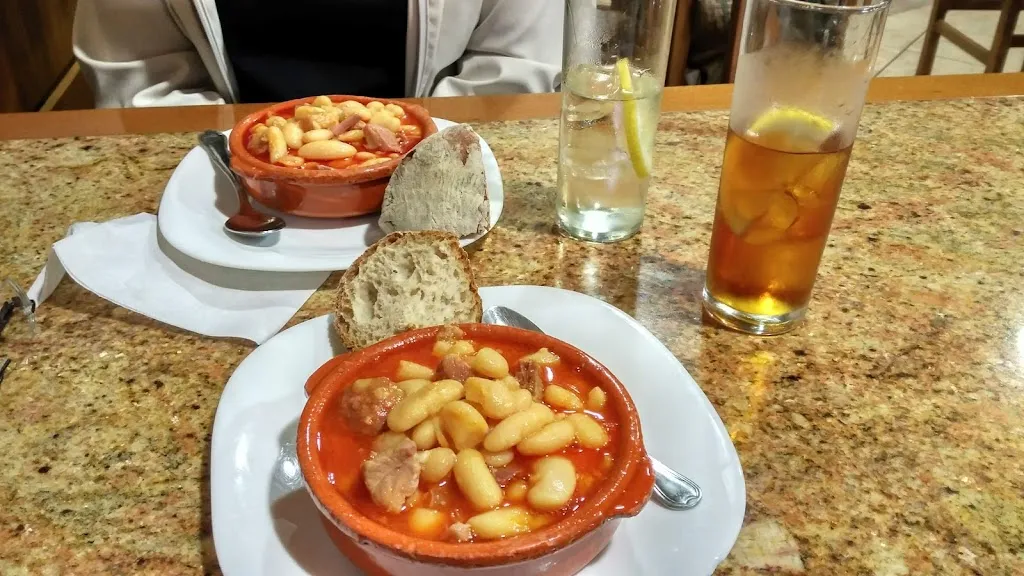 Antonio Martín_Café Bar Estánco_Vilarmaior_review