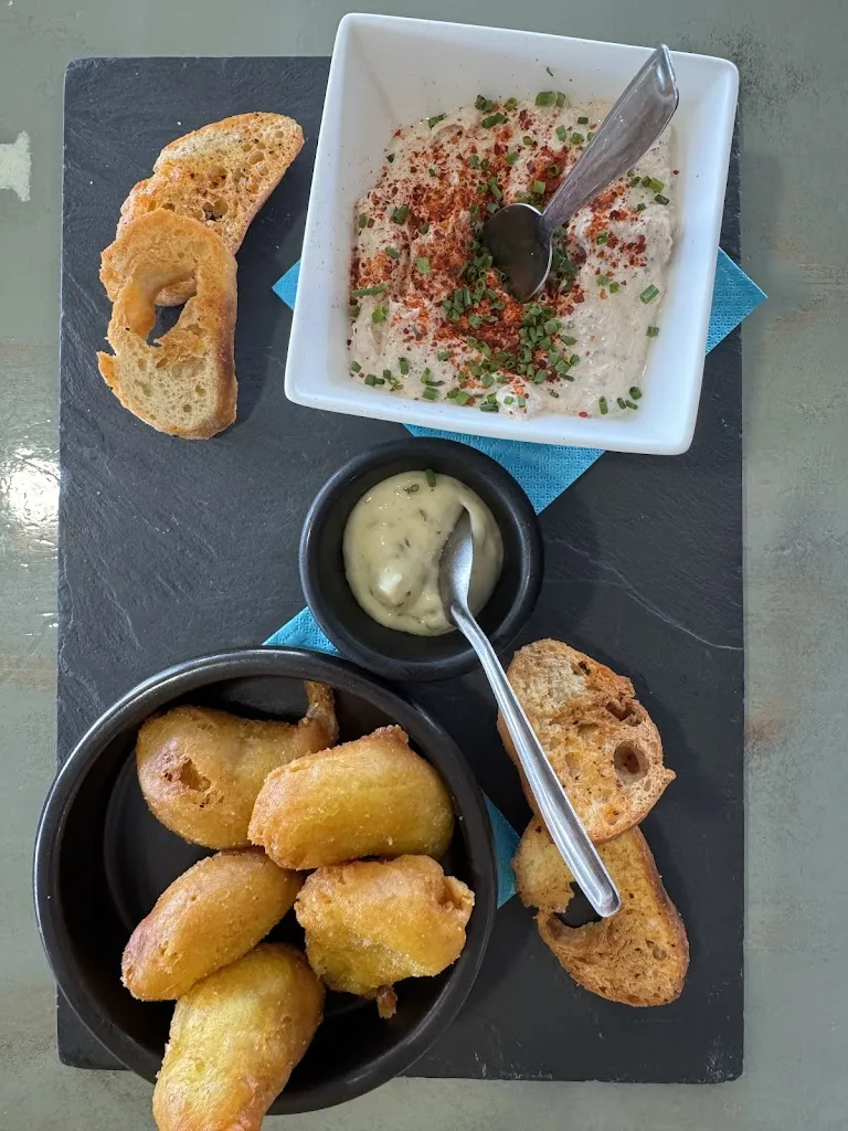 Rich M_Cabane 44 ARES_Ares_review