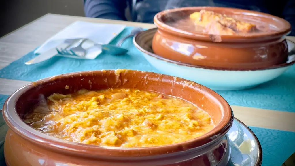 Carretera y Manta_Tubilla del Agua_slider_image_2