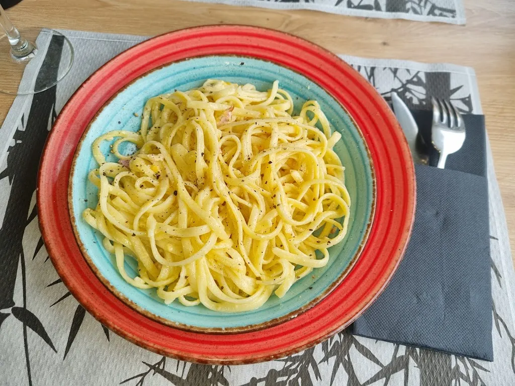 Carretera y Manta_Tubilla del Agua_slider_image_3