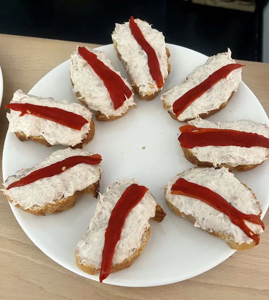 Menu_El Centro | Bar - Cafetería_Valle de Sedano_immagine_6