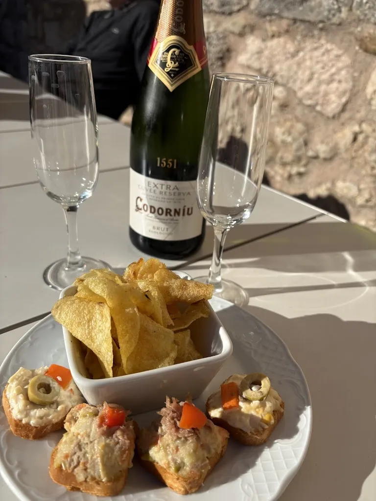 Inge Hatton_Hotel Restaurante San Antón Abad_Valle de Oca_review