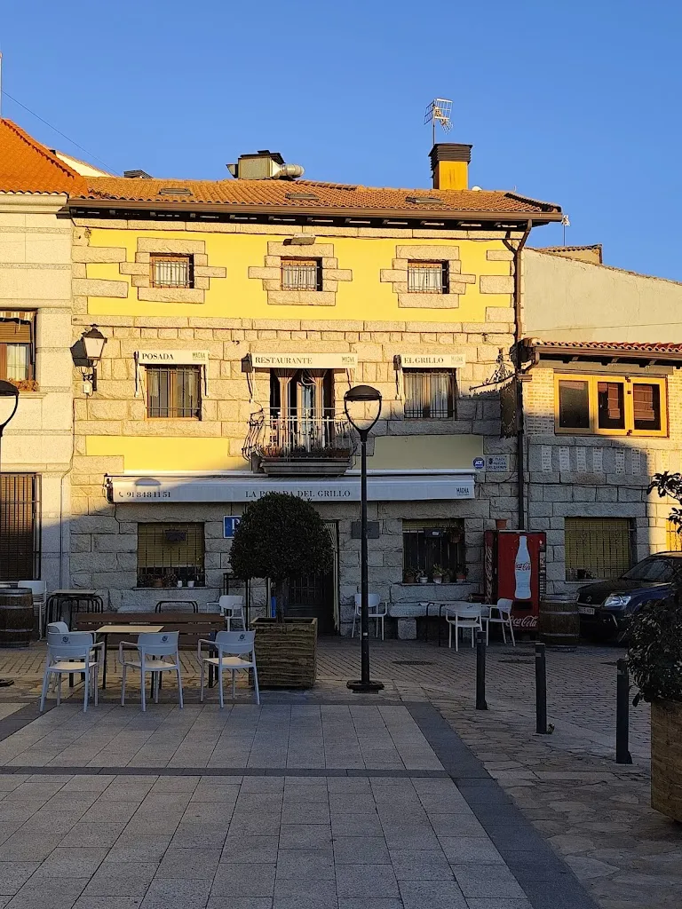 Borja Sánchez_La Posada del Grillo_Valle de Valdelaguna_review