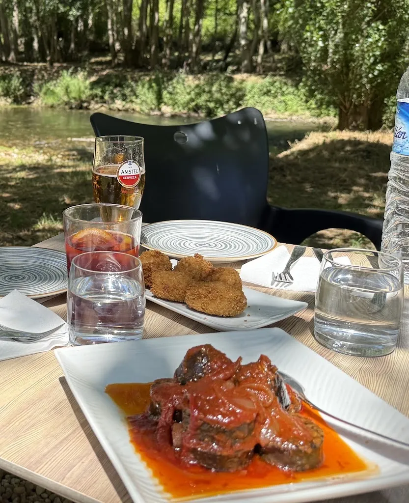 Manuel Cecilia_Mesón El Desafío del Rudrón_Valle de Zamanzas_review