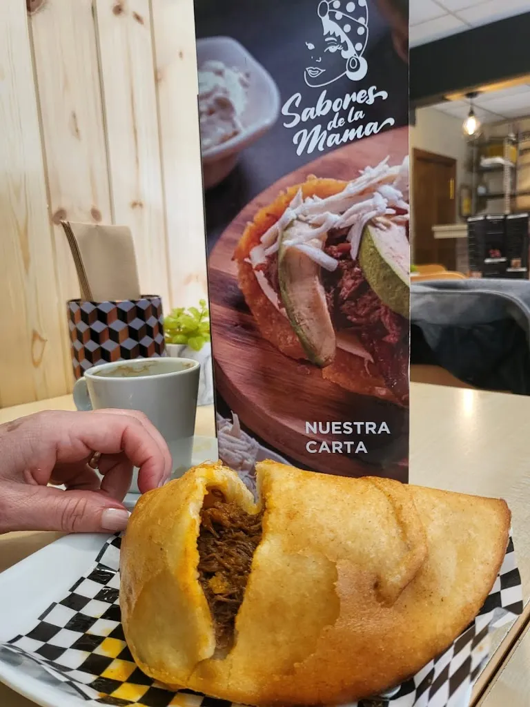 Menu_Sabores de la Mama - Restaurante Venezolano y Latino en Leganés_Vid de Bureba La_image_6