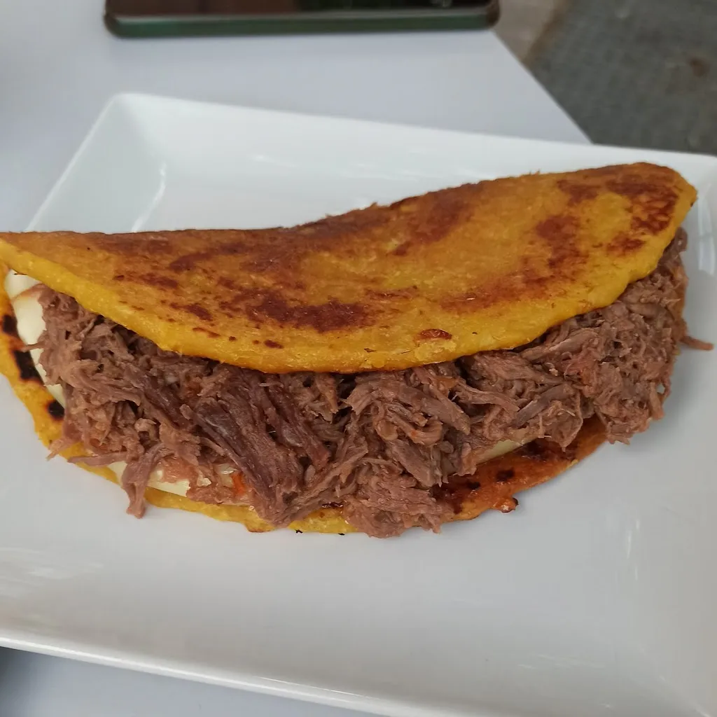 Menu_Sabores de la Mama - Restaurante Venezolano y Latino en Leganés_Vid de Bureba La_image_8