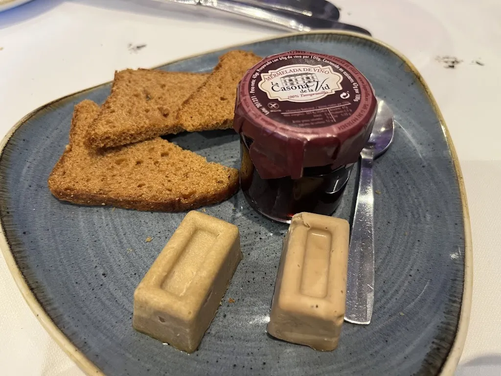 Amanda Fanoun_La Casona de la Vid_Vid de Bureba La_review