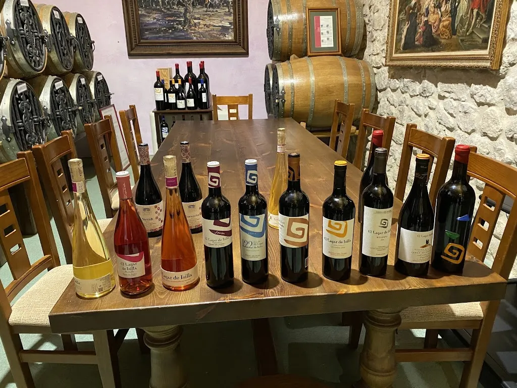 BODEGAS EL LAGAR DE ISILLA S.A. restaurant in Vid de Bureba La