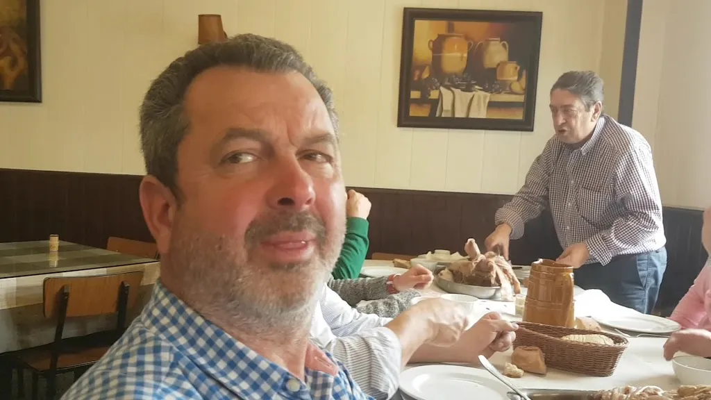 Cafe Bar El Cruce_Vilasantar_slider_image_2