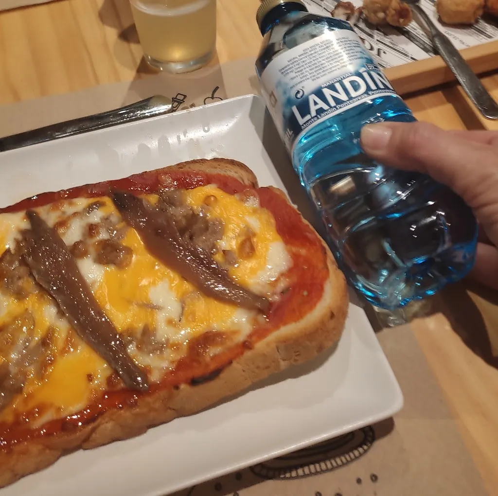 susana_Nain Bar Café_Valle de Mena_review