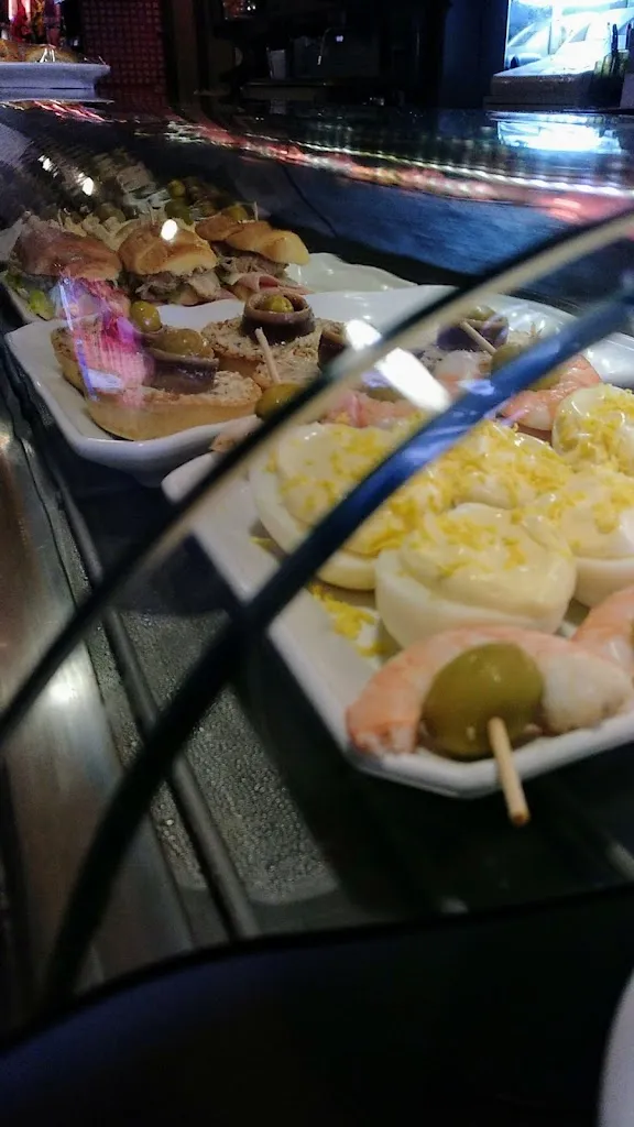 Menü_Bar Peruco_Villadiego_Bild_3