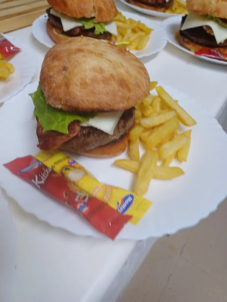 Menu_Bar de las piscinas_Villadiego_image_6