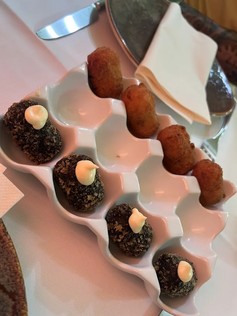 Lydia C._Mesón La Tomasa_Villalbilla de Burgos_review