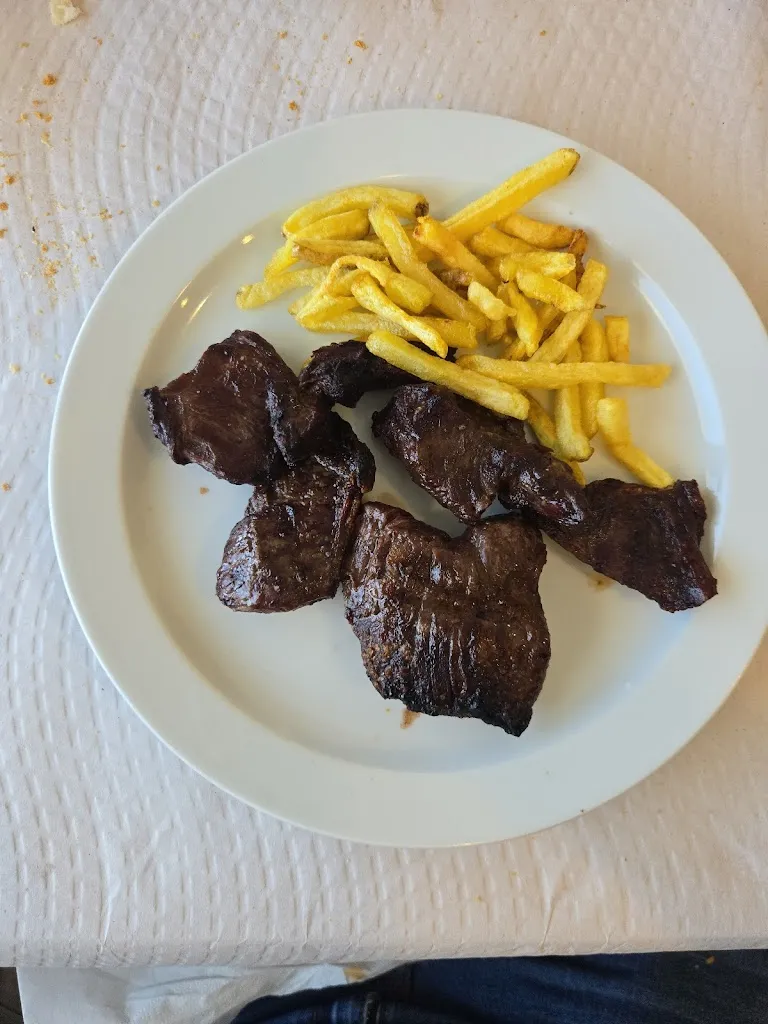 César Sánchez_Los Brezos_Villalbilla de Burgos_review