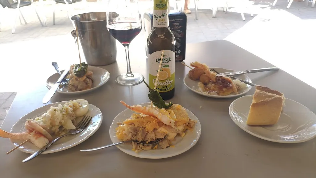 Menu_Bar Arroyo_Villagonzalo Pedernales_image_5