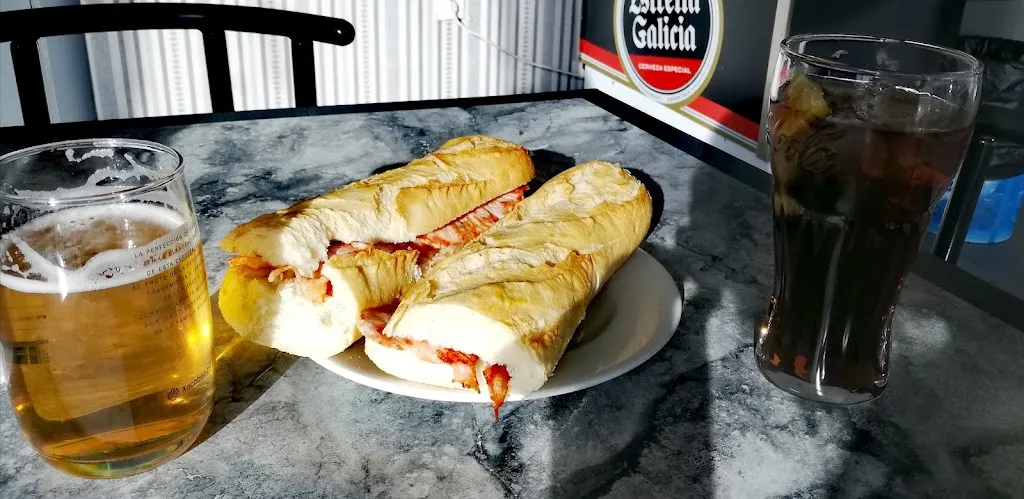 Menu_Área de Servicio Cafetería - restaurante_Villagonzalo Pedernales_image_5