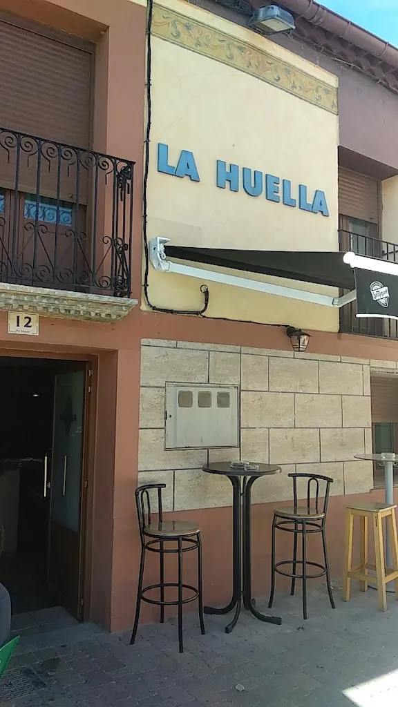 Bar la Huella ristorante a Villalmanzo