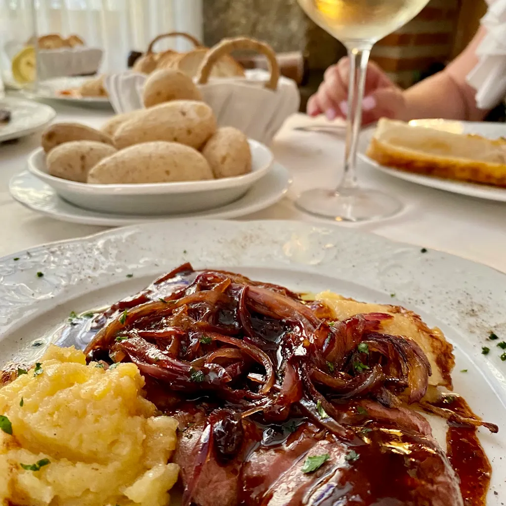 La Esquina del Real_Ares_slider_image_3