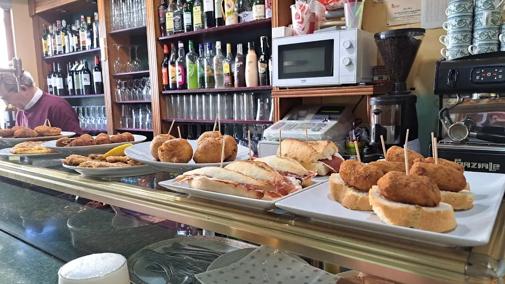 Restaurante La Ribera restaurant in Villaescusa de Roa