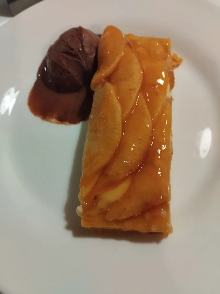 José Alberto Pérez_Bar El Portalón_Villaescusa de Roa_review