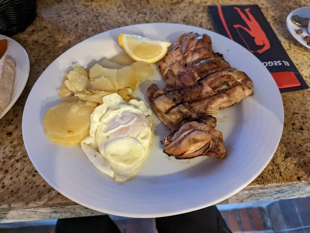 Jason Harmer_Mesón-Restaurante El Segoviano._Alcadozo_review