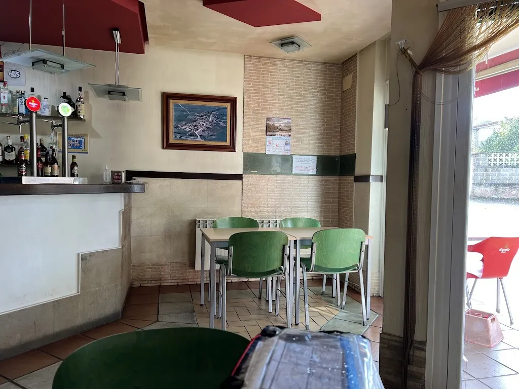 Bar Albergue San Roque_Villambistia_slider_image_2