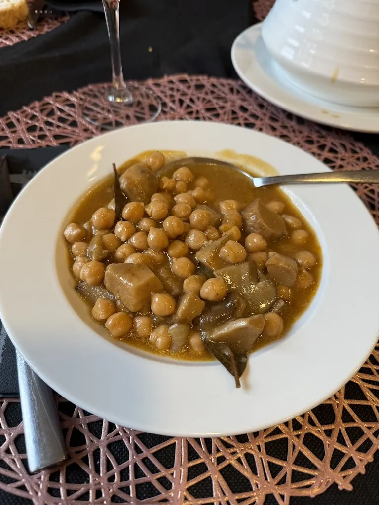 Restaurante El Comienzo_Villambistia_slider_image_3