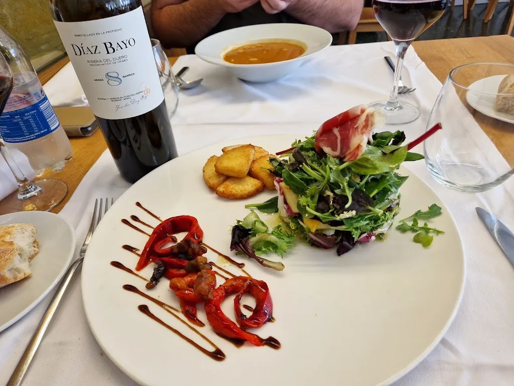 Restaurante @ Hotel Ciudad de Burgos_Villaquirán de la Puebla_slider_image_3